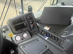 2027 Mack TE64R