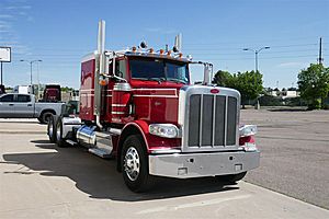 2021 Peterbilt 389