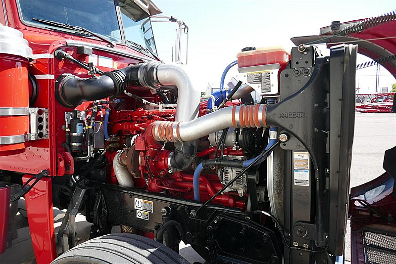 2021 Peterbilt 389