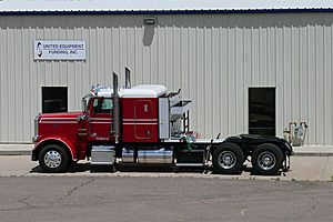 2021 Peterbilt 389