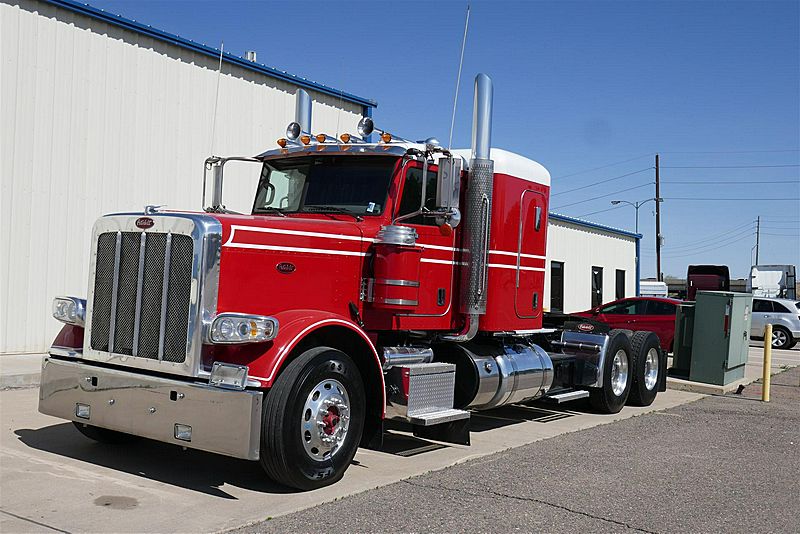 2021 Peterbilt 389