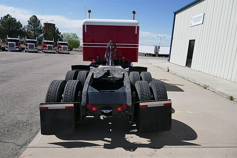 2021 Peterbilt 389
