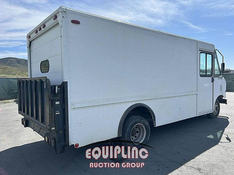 2002 Ford UTILIMASTER 4X2 S/A STEP VAN