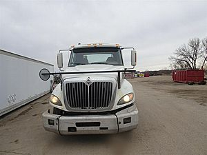 2010 International - Day Cab