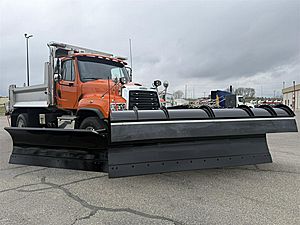 2027 Freightliner 114SD