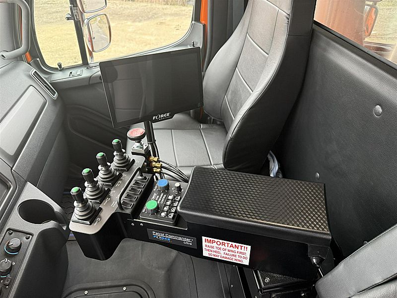 2027 Freightliner 114SD