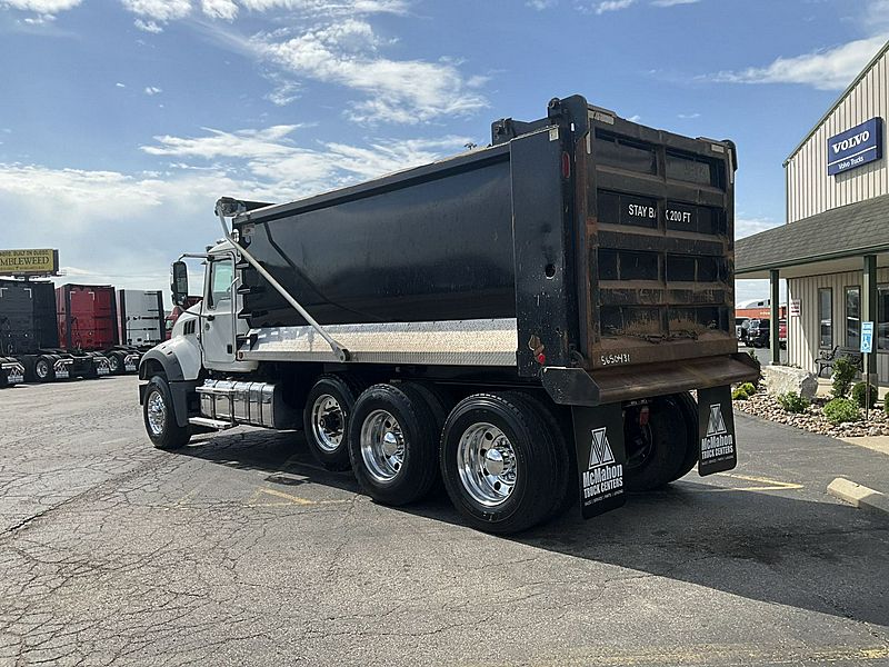 2020 Mack Granite