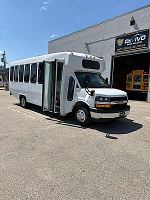 2024 DIAMOND COACH VIP 2500 25