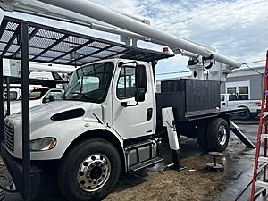 2012 Freightliner M2 - Bucket Truck