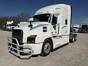 2021 Mack Anthem - Sleeper Truck