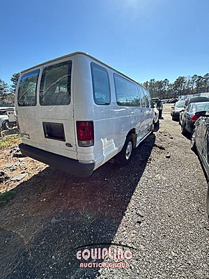 2006 Ford E350