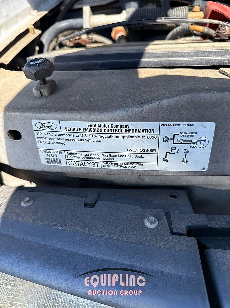 2006 Ford E350