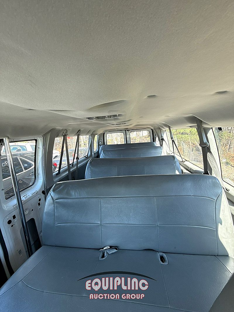 2006 Ford E350