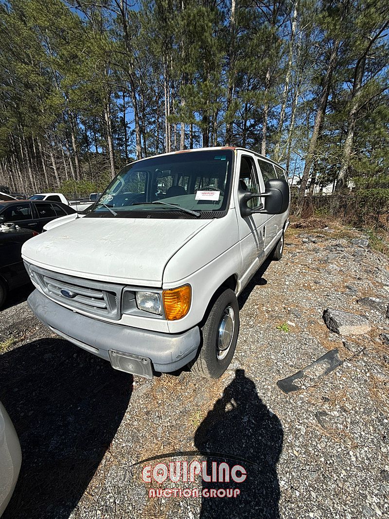 2006 Ford E350