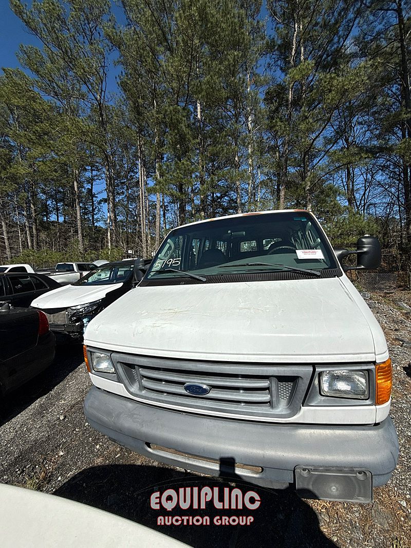2006 Ford E350
