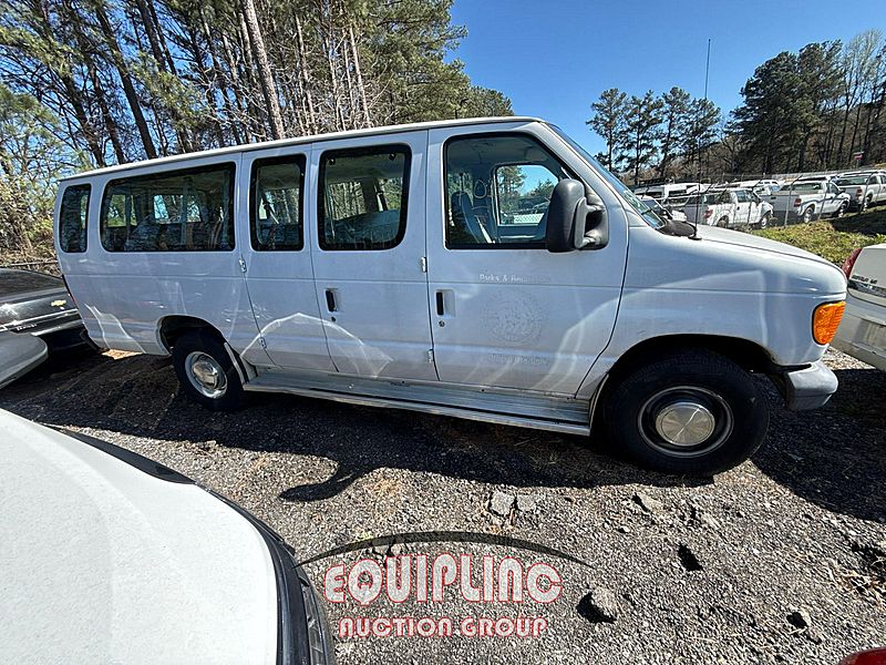 2006 Ford E350