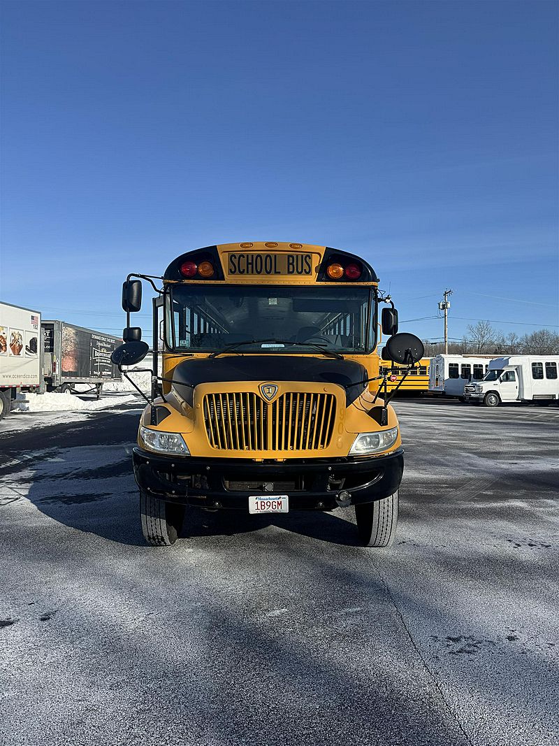 2019 IC Bus CE 77