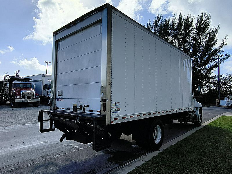 2019 Hino 268