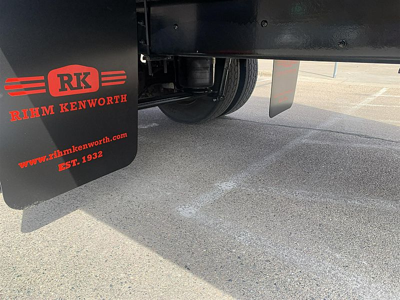 2023 Kenworth T280