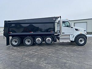 2027 Peterbilt 567