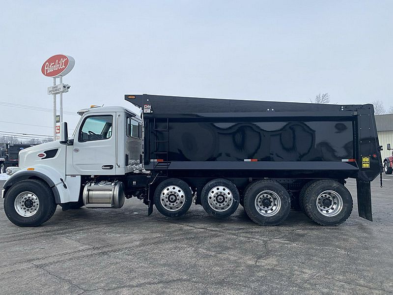 2027 Peterbilt 567