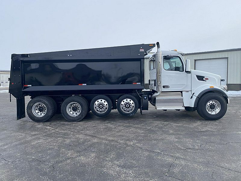 2027 Peterbilt 567