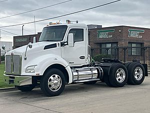2019 Kenworth T880 - Daycab