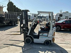 2020 UNICARRIER CF35LP - High-Capacity Forklift