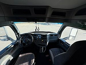 2017 Peterbilt 579