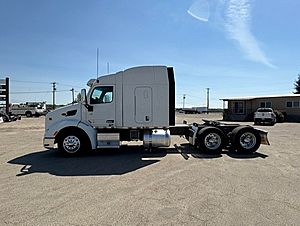 2017 Peterbilt 579