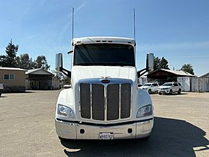 2017 Peterbilt 579