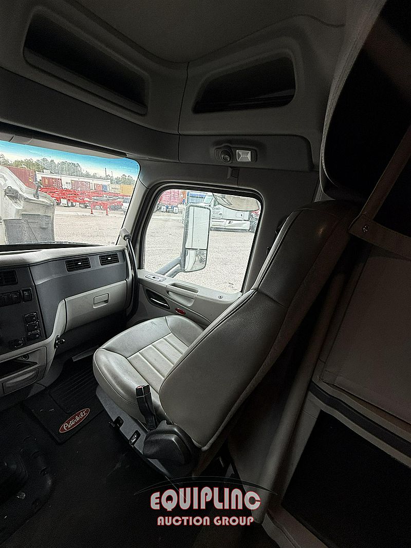2018 Peterbilt 579
