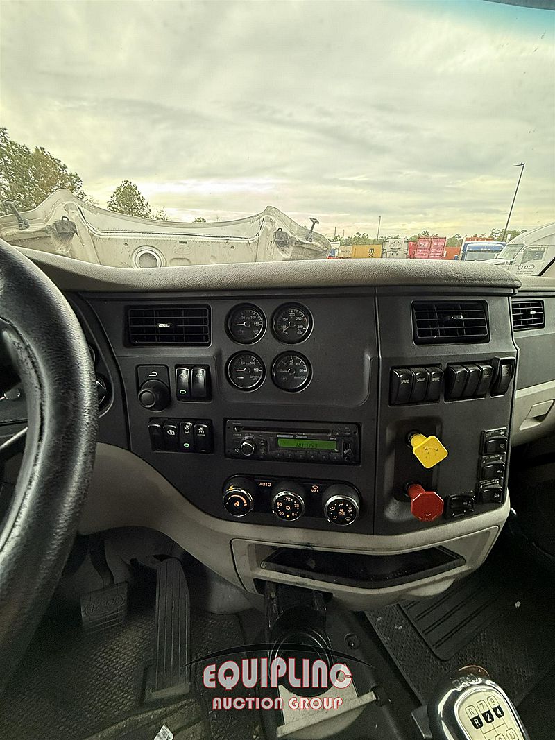 2018 Peterbilt 579