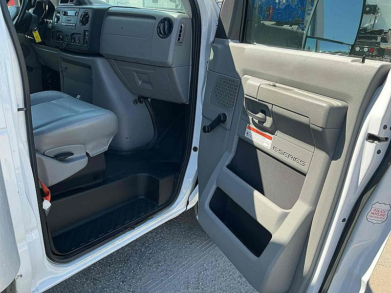 2014 Ford E350