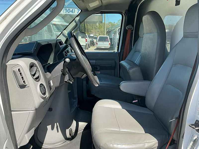2014 Ford E350