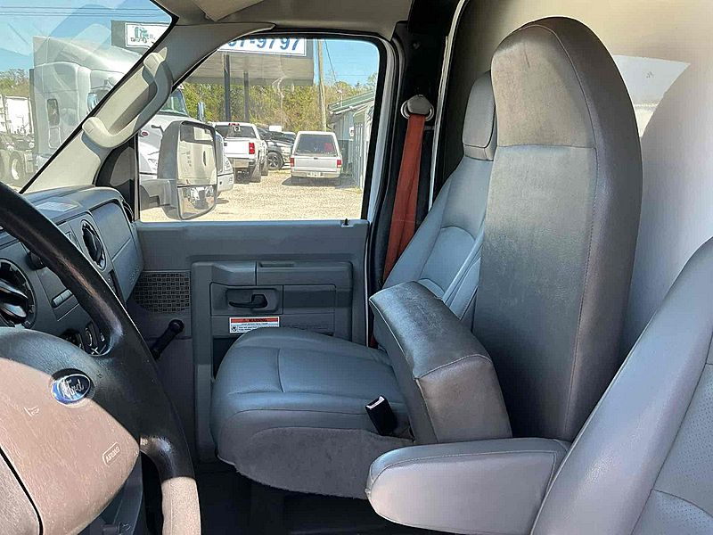 2014 Ford E350
