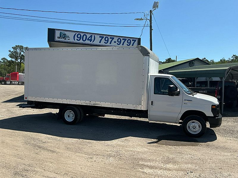 2014 Ford E350