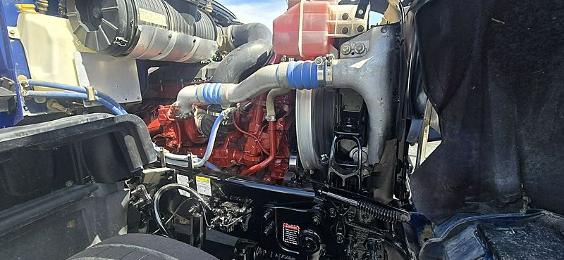 2022 Mack GR64F