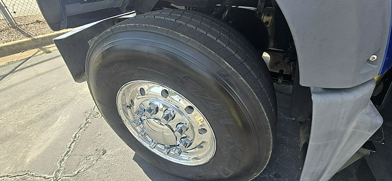 2022 Mack GR64F