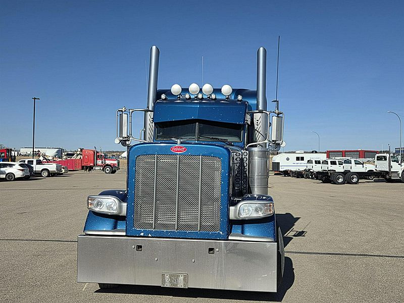 2014 Peterbilt 389