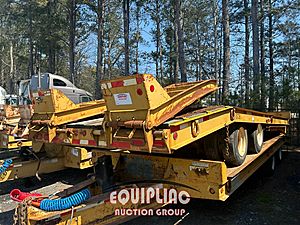 2013 WINSTON AP22024AL-DC - Equipment Hauler