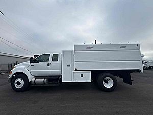 2015 Ford F-750 - Chipper