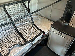 2027 Peterbilt 579