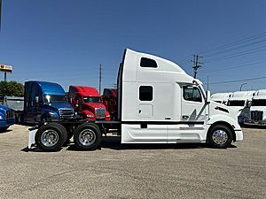 2027 Peterbilt 579