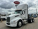 2027 Peterbilt 579