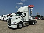 2027 Peterbilt 579