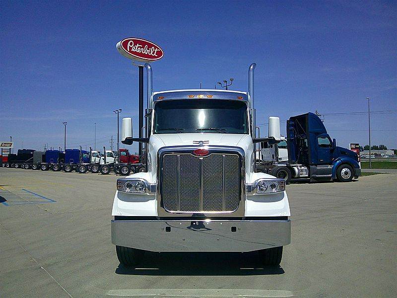 2027 Peterbilt 567