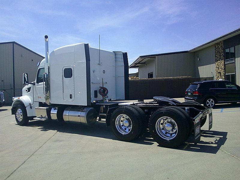 2027 Peterbilt 567