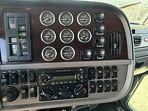 2012 Peterbilt 386