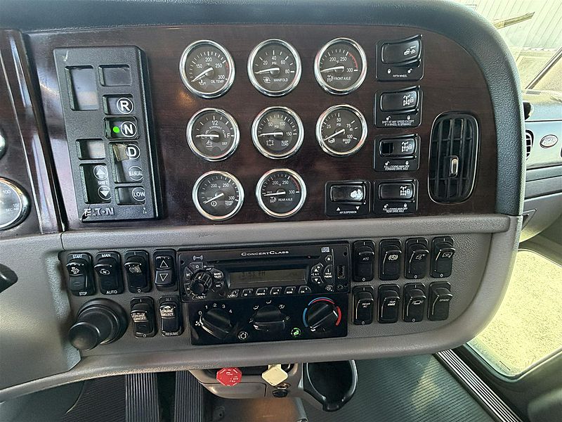 2012 Peterbilt 386